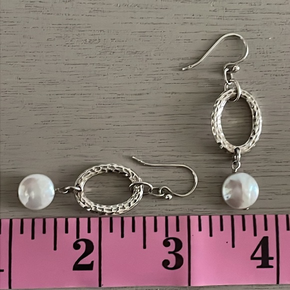 Silpada Hammered Sterling Silver and Feshwater Pearl French Wire Earrings W1253 - Picture 6 of 8